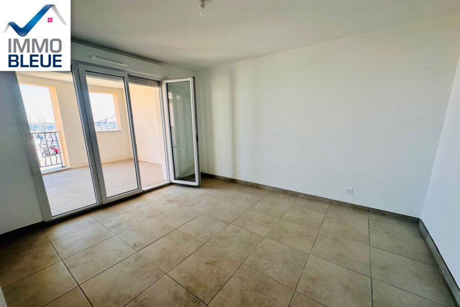 Appartement à vendre à Port-de-bouc — Vue mer — photo 9