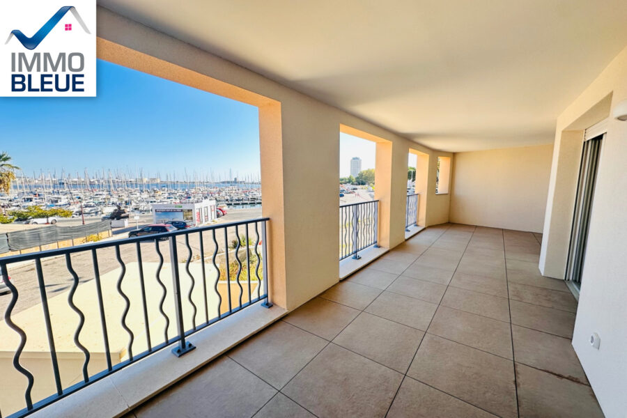 Appartement à vendre à Port-de-bouc — Vue mer — photo 2