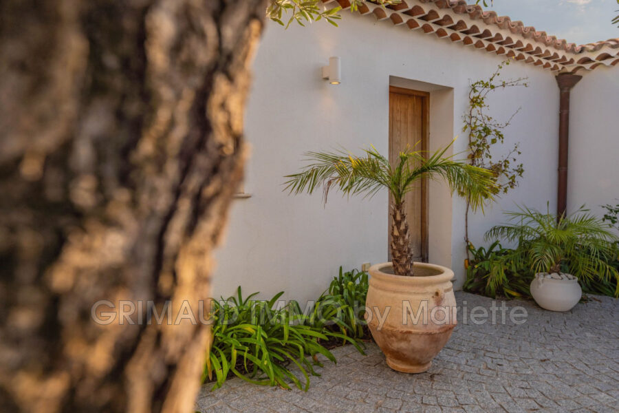 Maison à vendre à Grimaud — Vue mer — photo 5