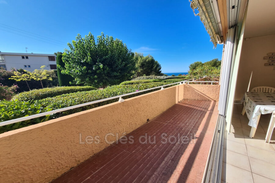 Appartement à louer à Bandol — Vue parc & jardin — photo 2