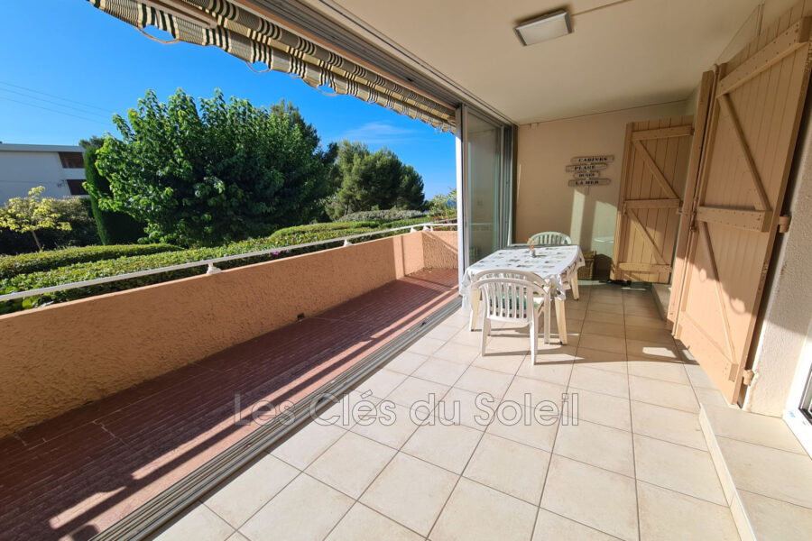 Appartement à louer à Bandol — Vue parc & jardin — photo 3