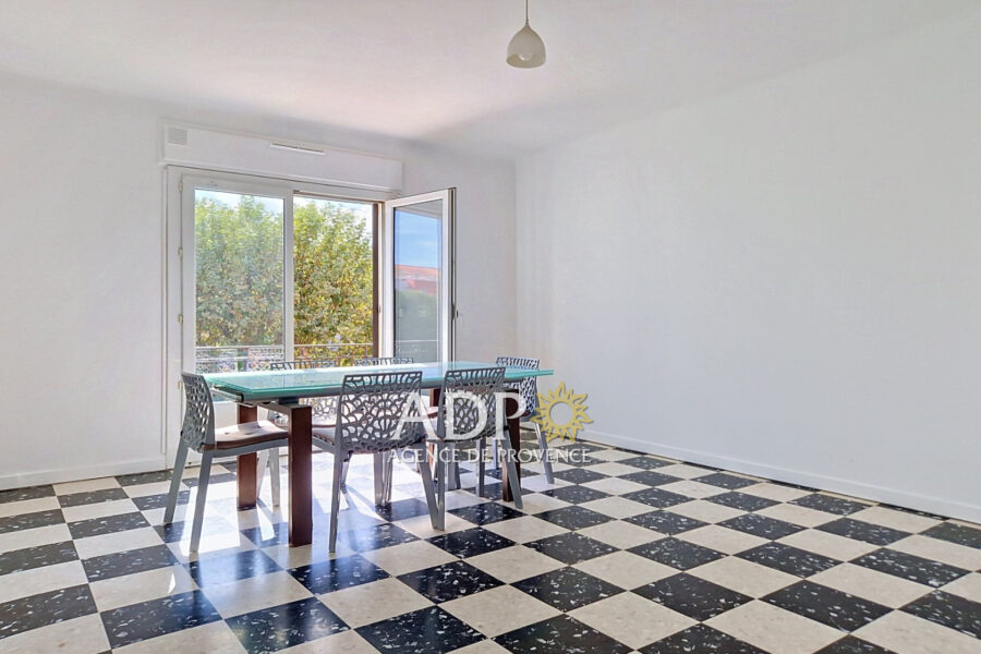 Appartement à vendre à Mandelieu-la-napoule — Vue sur la ville — photo 4
