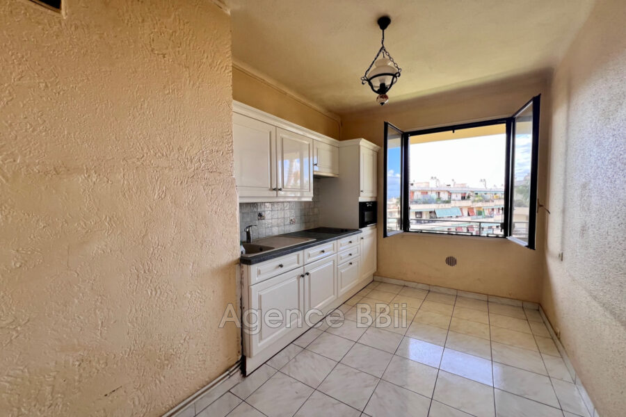 Appartement à vendre à Nice — Vue sur la ville — photo 5