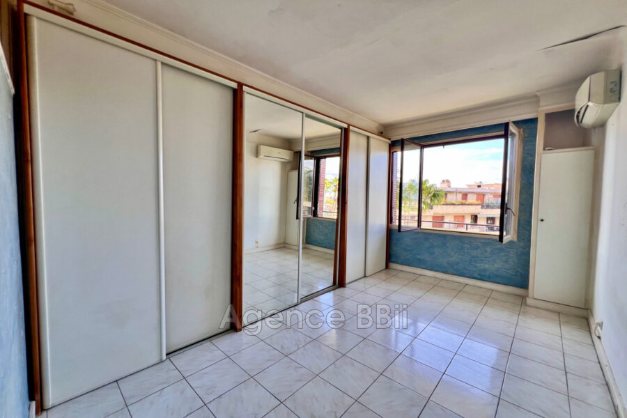 Appartement à vendre à Nice — Vue sur la ville — photo 9