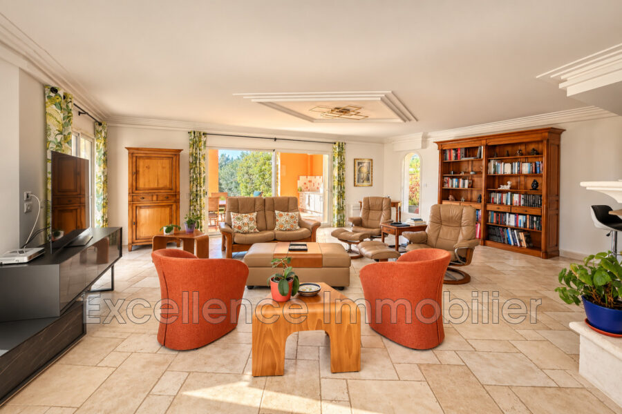 Maison à vendre à Sainte-maxime — Vue mer — photo 6