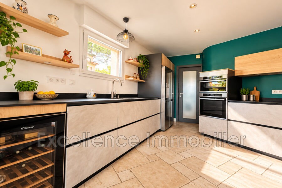 Maison à vendre à Sainte-maxime — Vue mer — photo 7
