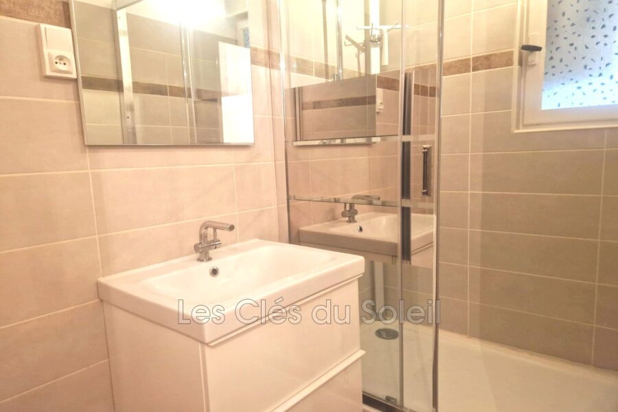 Appartement à vendre à Toulon — Vue mer — photo 6