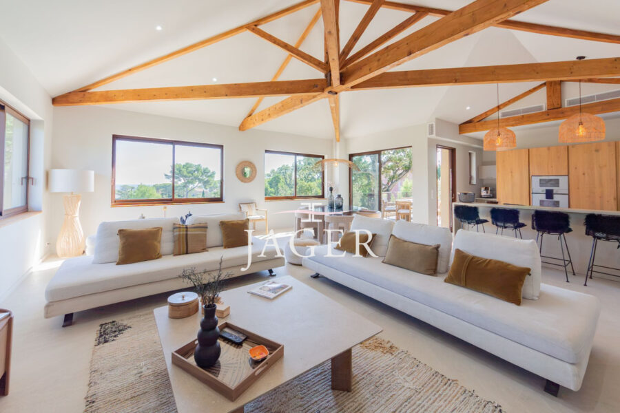 Maison à vendre à Les Issambres — Vue mer — photo 3