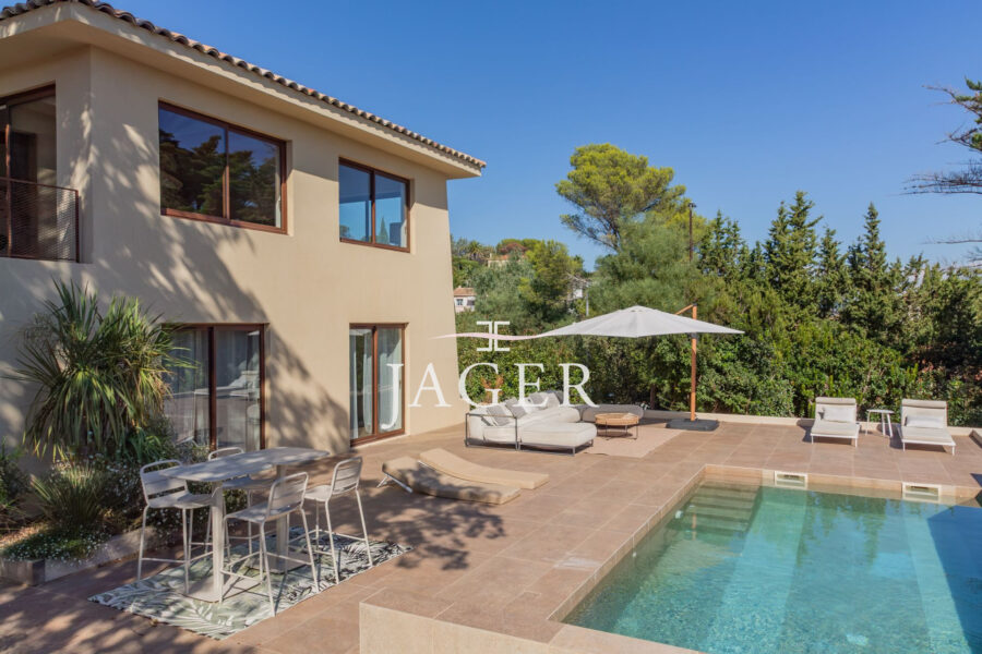 Maison à vendre à Les Issambres — Vue mer — photo 13