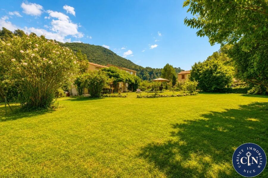 Maison à vendre à Le broc — Vue montagne — photo 20