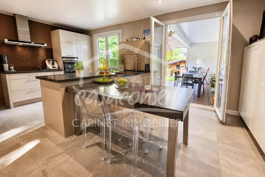 Maison à vendre à Sallanches — Vue montagne — photo 4