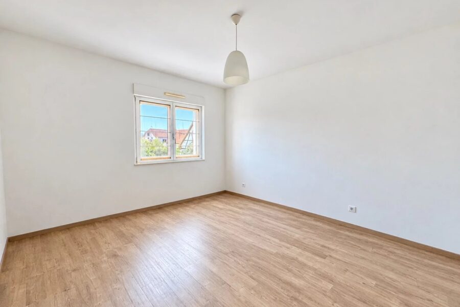 Maison à vendre à Kembs — Vue parc & jardin — photo 9