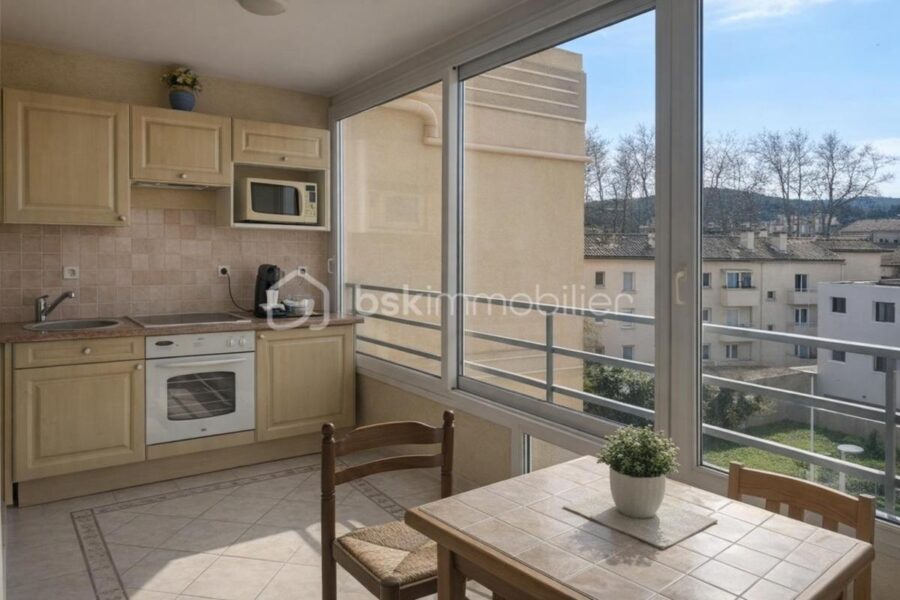 Appartement à vendre à Six fours les plages — Vue parc & jardin — photo 8