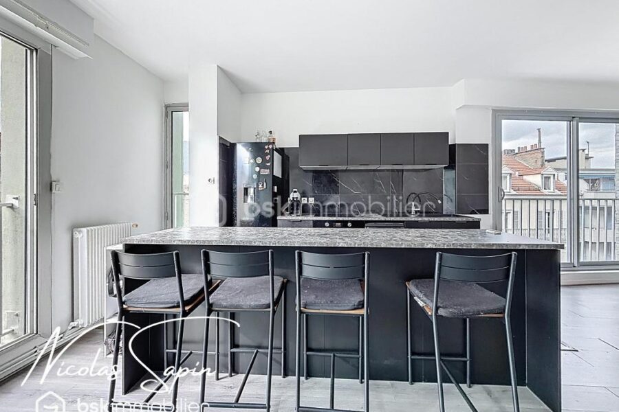 Appartement à vendre à Grenoble — Vue sur la ville — photo 7