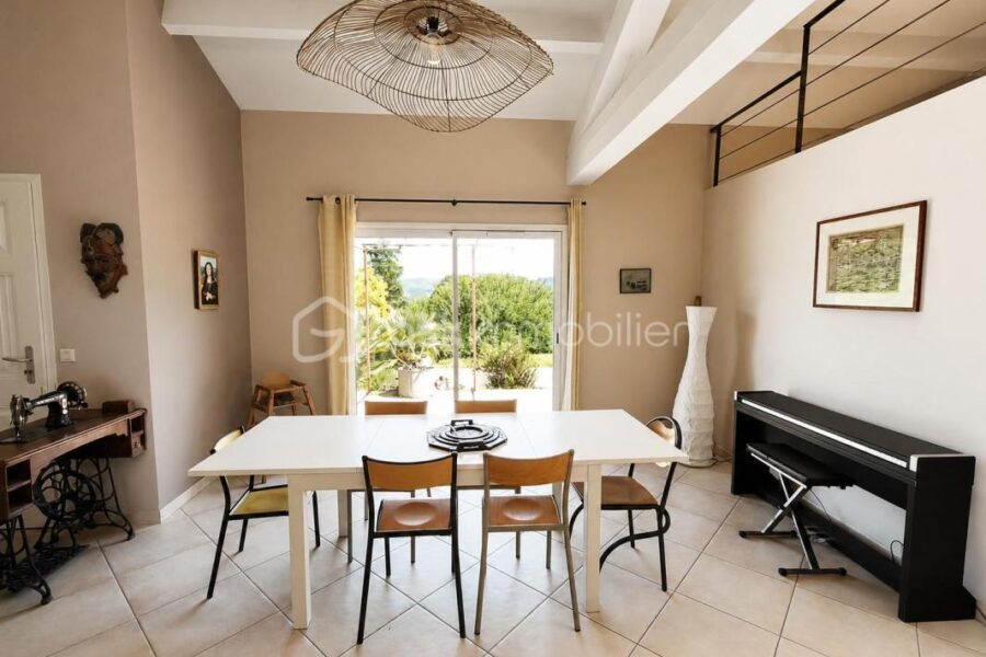 Maison à vendre à Saint pons de thomieres — Vue montagne — photo 7