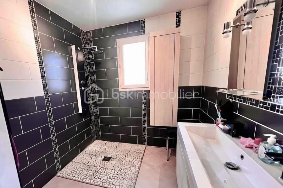 Maison à vendre à Epierre — Vue montagne — photo 7