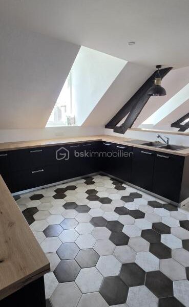 Appartement à vendre à Fougeres — Vue sur la ville — photo 7