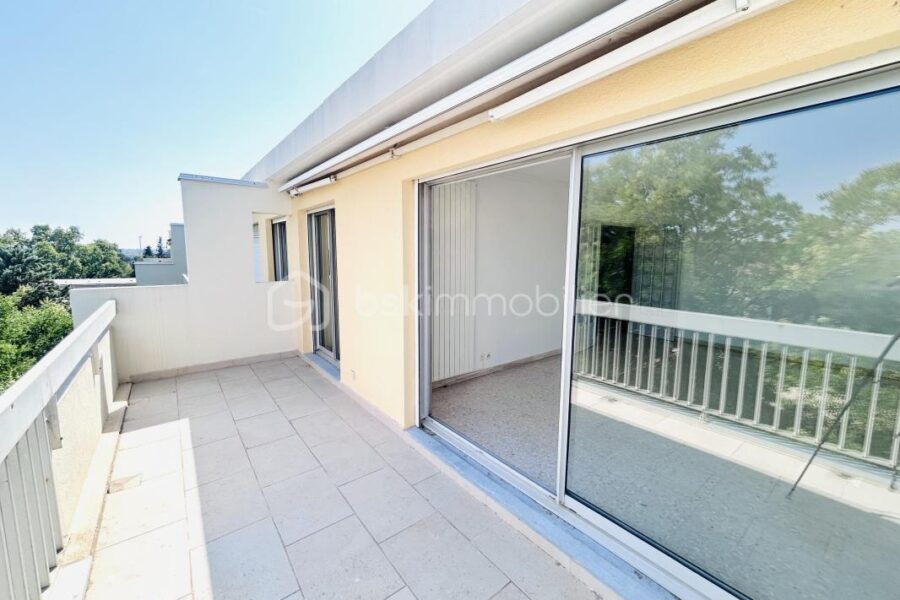 Appartement à louer à Arles — Vue parc & jardin — photo 7