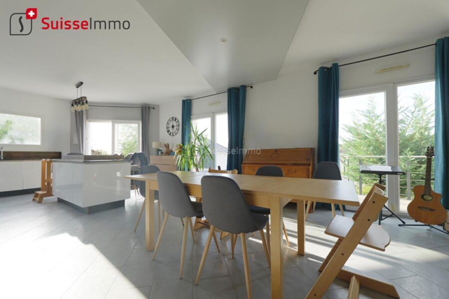 Maison à vendre à Montbeliard — Vue sur la ville — photo 7