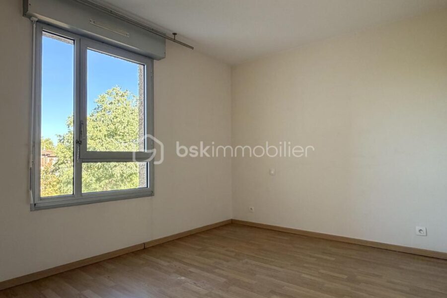 Appartement à vendre à Toulouse — Vue parc & jardin — photo 7