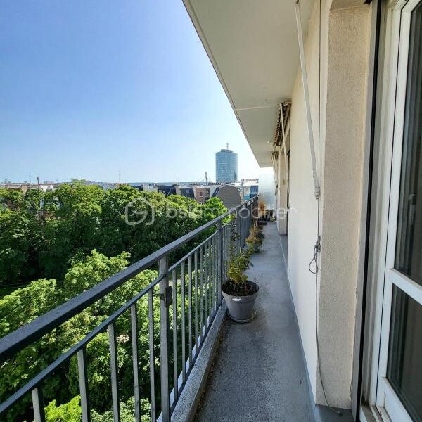 Appartement à vendre à Paris 15e arrondissement — Vue parc & jardin — photo 1