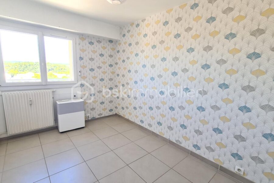 Appartement à vendre à Nimes — Vue sur la ville — photo 7