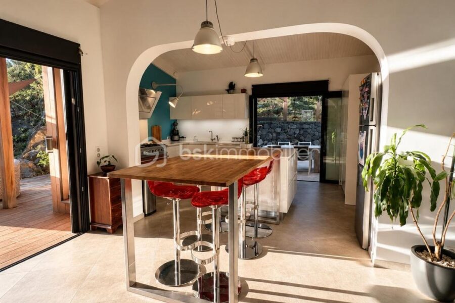 Maison à vendre à Saint gilles les bains — Vue mer — photo 7