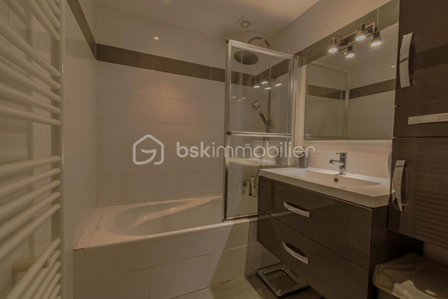 Appartement à vendre à Antibes — Vue parc & jardin — photo 7