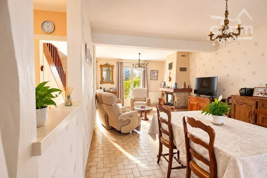 Maison à vendre à Vineuil — Vue parc & jardin — photo 7