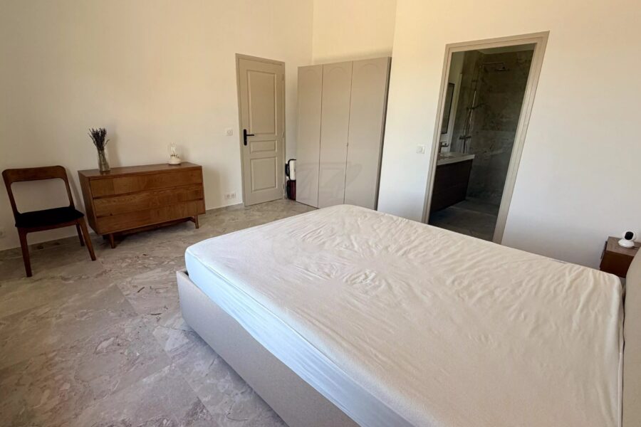 Maison à vendre à Seillans — Vue montagne — photo 20