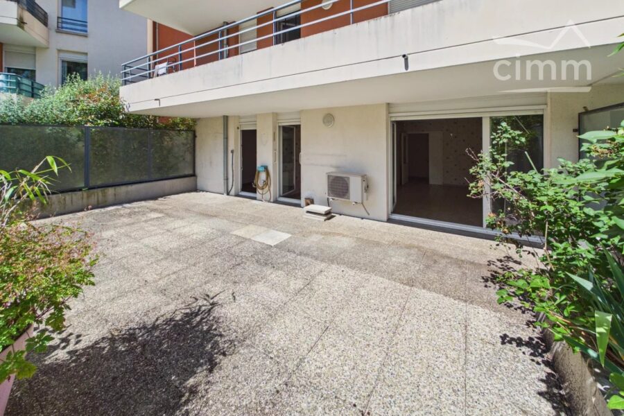Appartement à vendre à Échirolles — Vue parc & jardin — photo 9