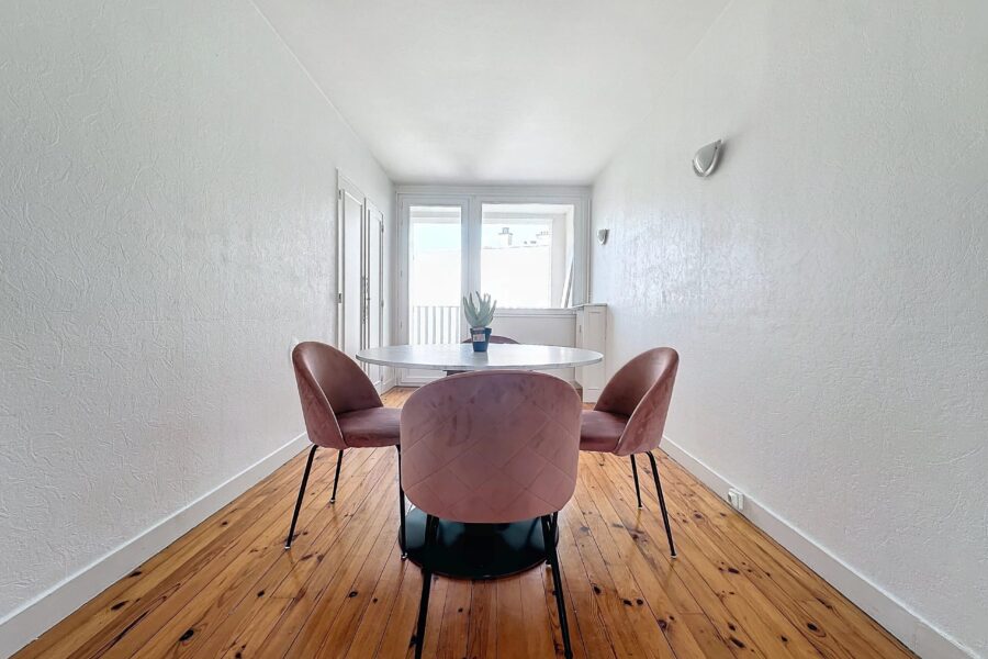 Appartement à louer à Saint-Étienne — Vue sur la ville — photo 13