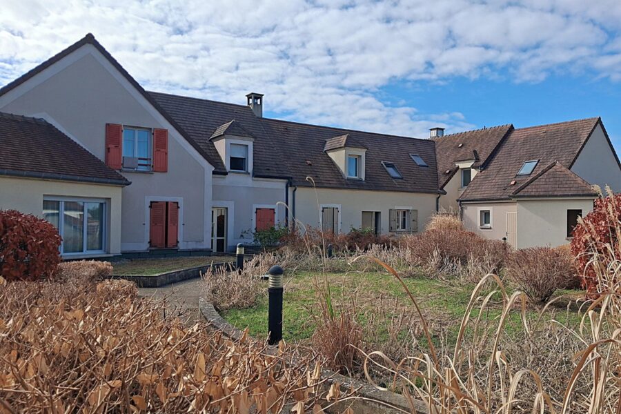 Appartement à vendre à Chessy — Vue parc & jardin — photo 3