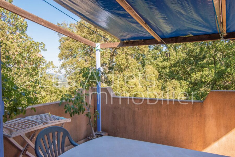 Maison à vendre à Les adrets-de-l&rsquo;estérel — Vue montagne — photo 4