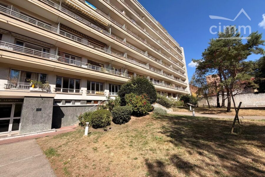 Appartement à vendre à Montreuil — Vue sur la ville — photo 2