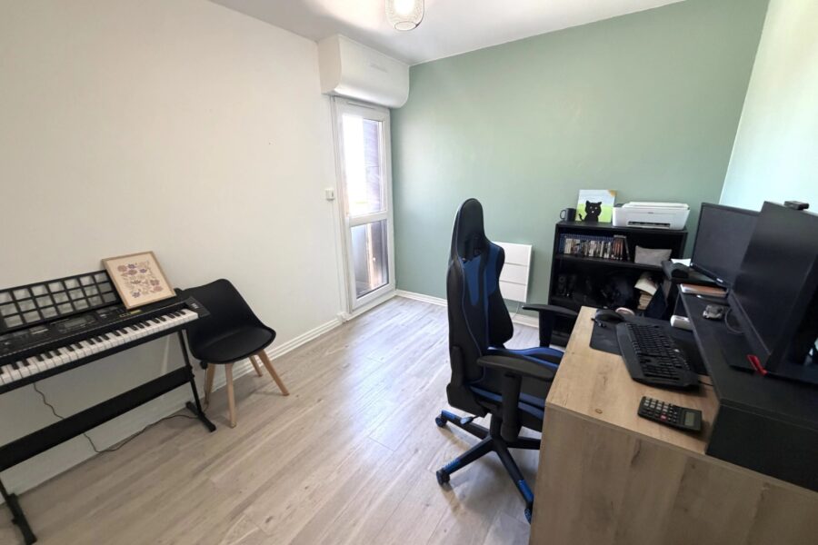 Appartement à vendre à Saint-Étienne — Vue sur la ville — photo 16