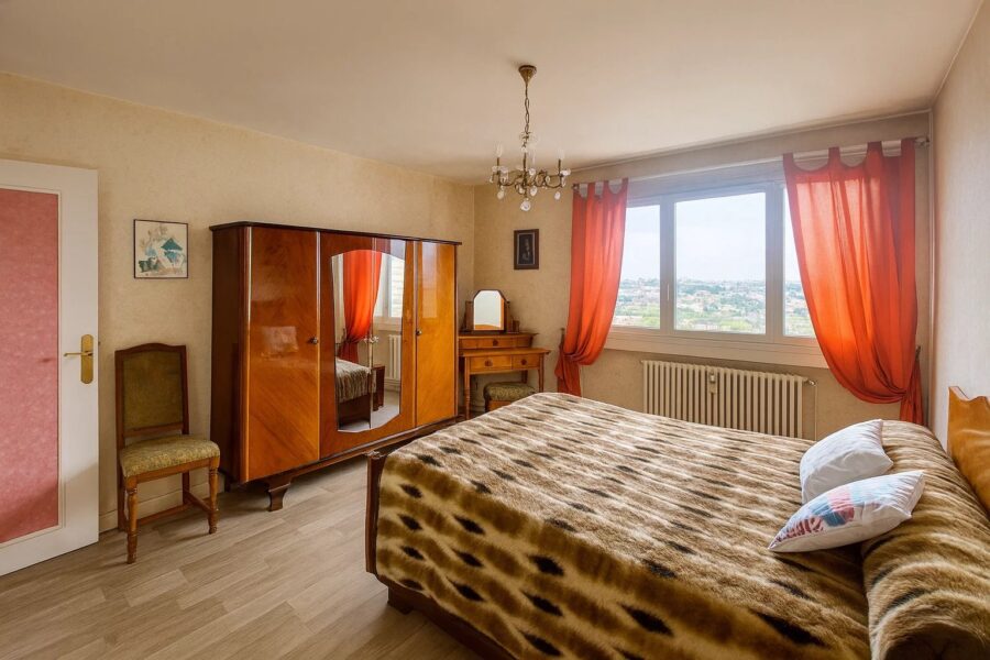 Appartement à vendre à Saint-Étienne — Vue sur la ville — photo 10