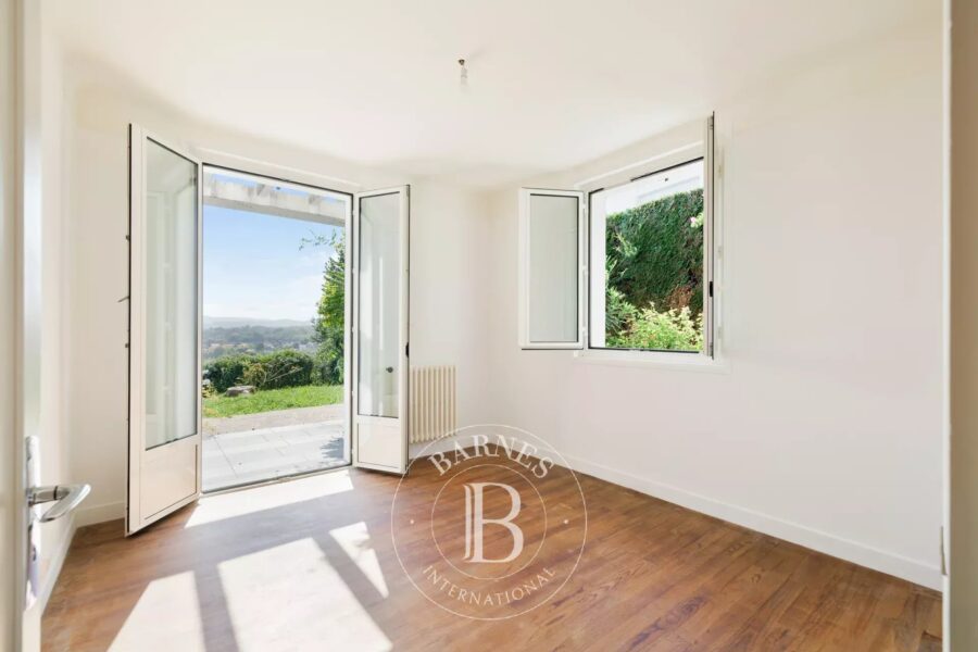 Maison à vendre à Ciboure — Vue montagne — photo 11