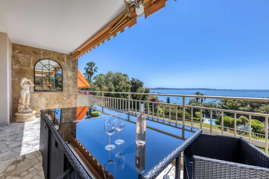 Appartement à vendre à Golfe-juan — Vue mer — photo 3