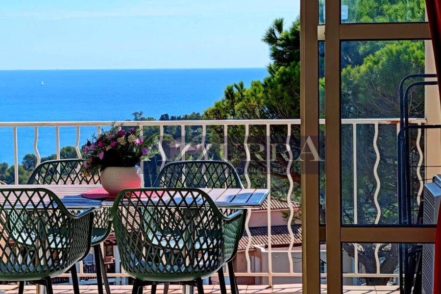 Appartement à vendre à Agay — Vue mer — photo 1