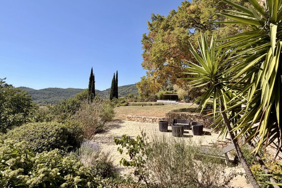 Maison à vendre à Seillans — Vue montagne — photo 32
