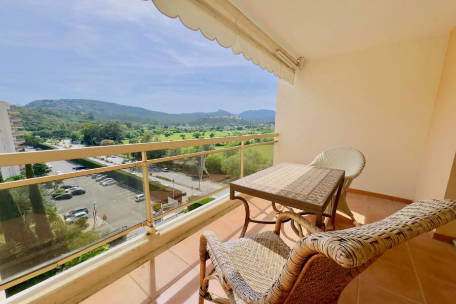 Appartement à vendre à Mandelieu-la-napoule — Vue nature — photo 1