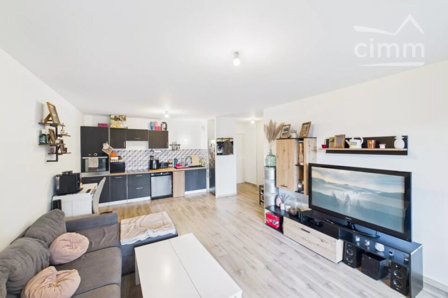Appartement à vendre à Échirolles — Vue sur la ville — photo 3