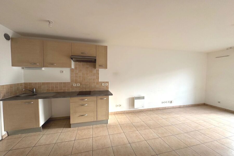 Appartement à vendre à Marseille 8ème — Vue sur la ville — photo 7