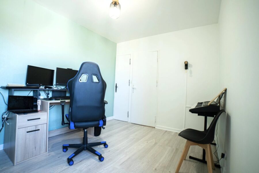 Appartement à vendre à Saint-Étienne — Vue sur la ville — photo 7