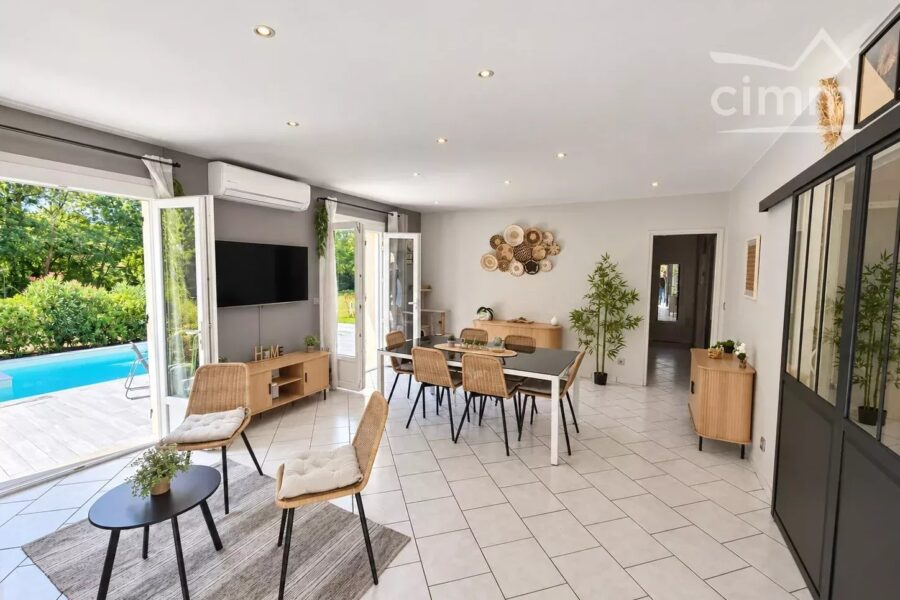 Maison à vendre à Montguyon — Vue parc & jardin — photo 2