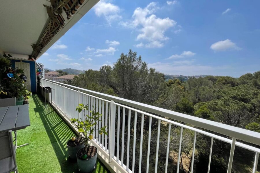 Appartement à vendre à Saint-raphaël — Vue nature — photo 1