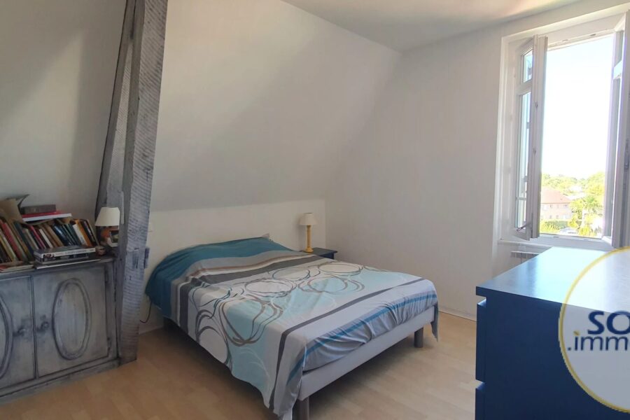 Appartement à vendre à Salies-de-béarn — Vue sur la ville — photo 3
