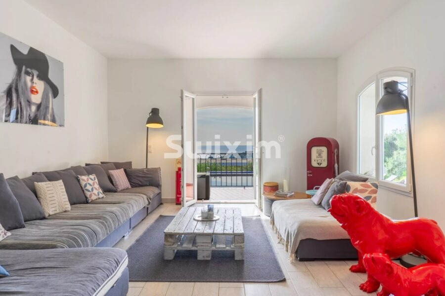 Maison à vendre à Cavalaire-sur-mer — Vue mer — photo 5