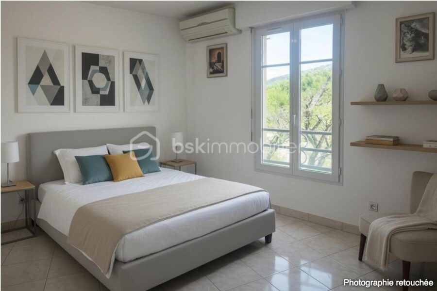 Appartement à vendre à Six fours les plages — Vue parc & jardin — photo 9